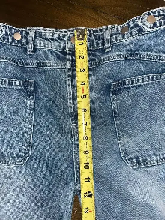 Altar'd State High Rise Wide Leg Patch Pocket Jeans Size 28 - Picture 5 of 7